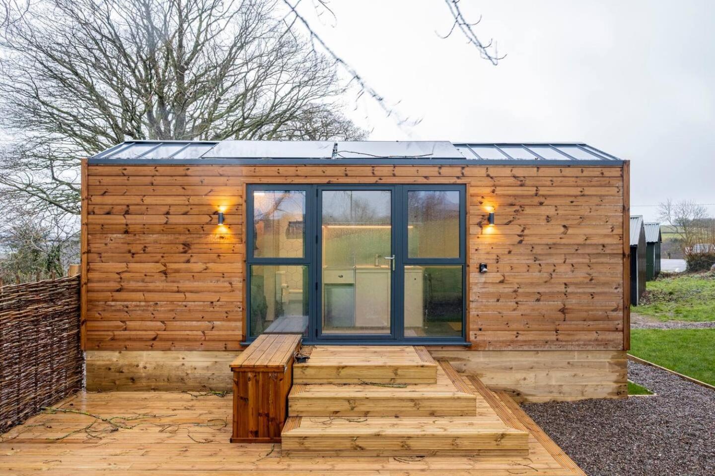 Beautiful Cabins In Herefordshire Countryside Kültér fotó