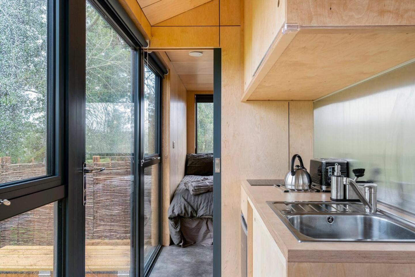 Beautiful Cabins In Herefordshire Countryside Kültér fotó
